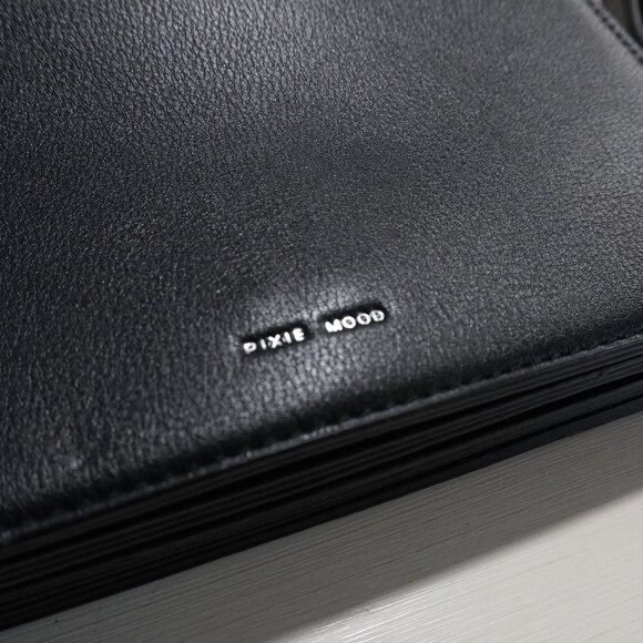 Pixie Mood Charlotte Crossbody Purse - Picture 4 of 13